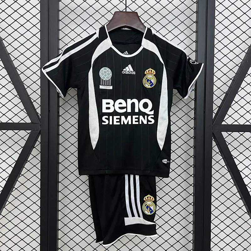 Real Madrid Retrô 06/07 Fora