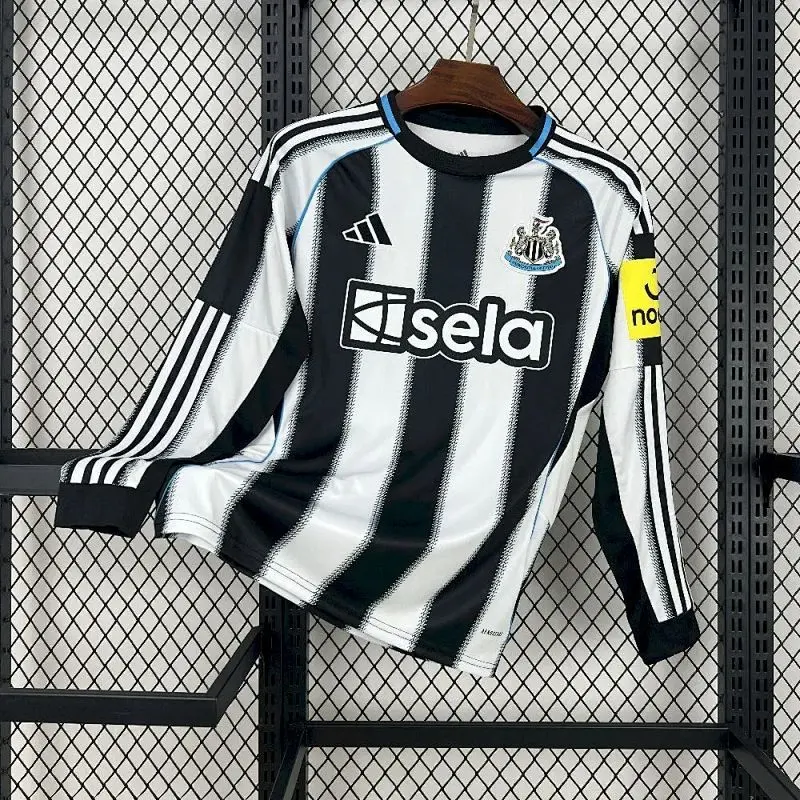 Newcastle Manga longa Casa 25/26