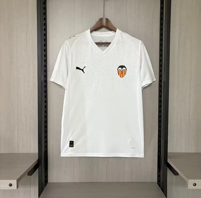Valencia Casa 25/26