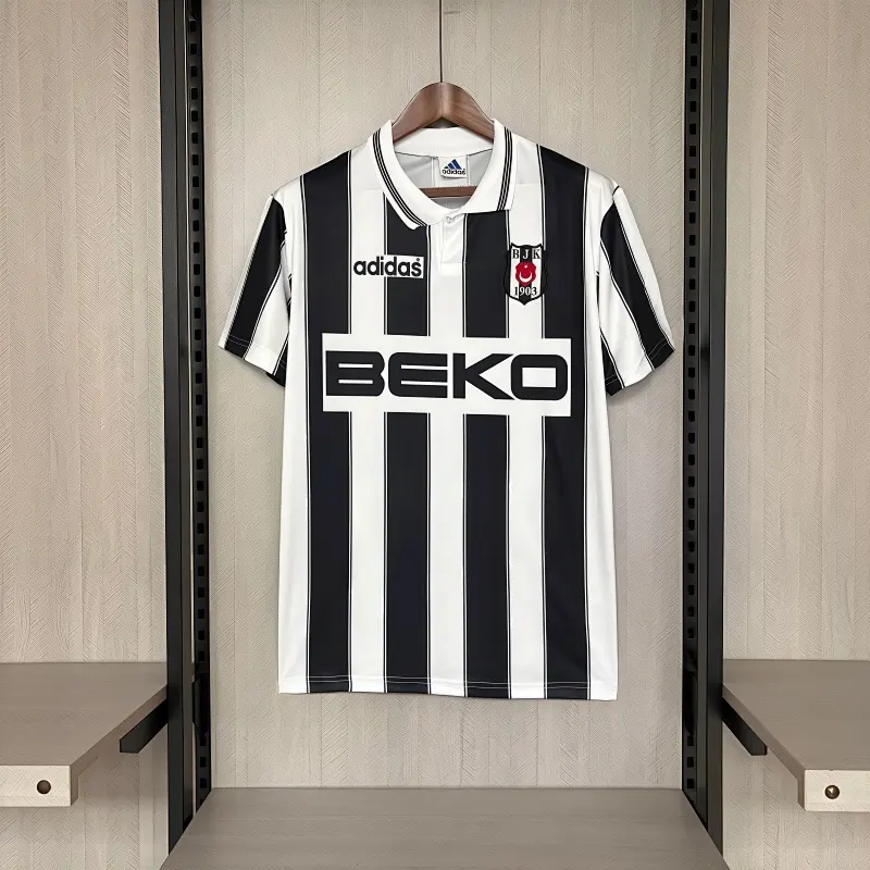 Beşiktaş Retrô 96/97 Fora