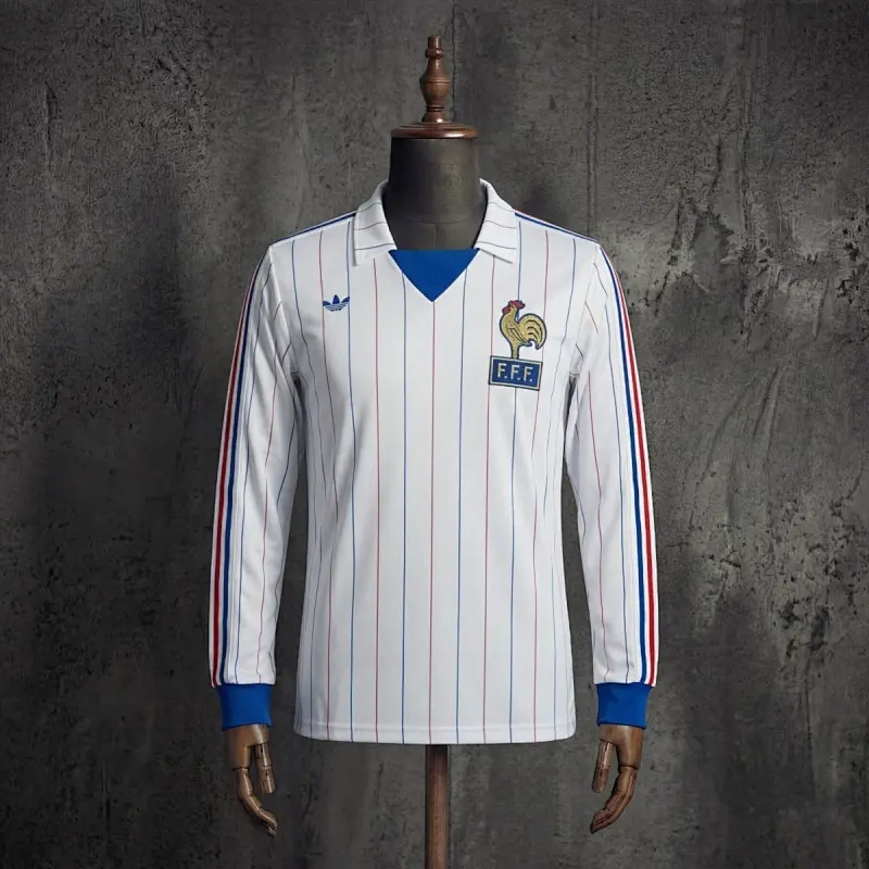 França Retrô 80/82 Fora