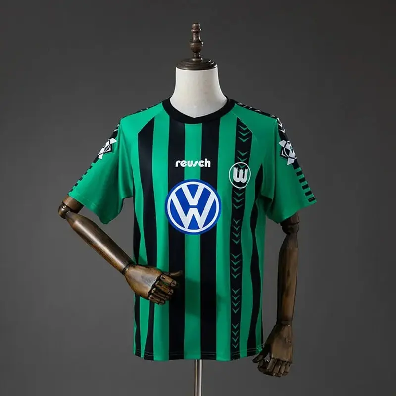 Wolfsburg Retrô 95/96 Casa