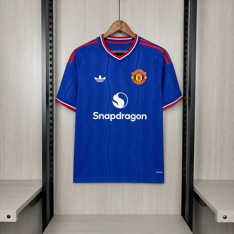 Manchester United Fora 26/27