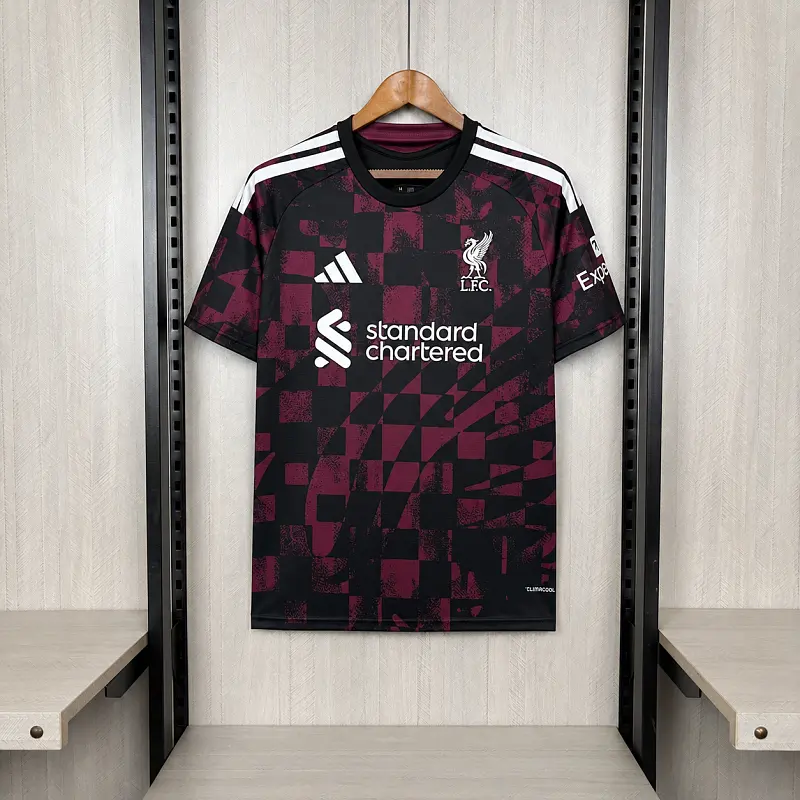 Liverpool Terceira 26/27